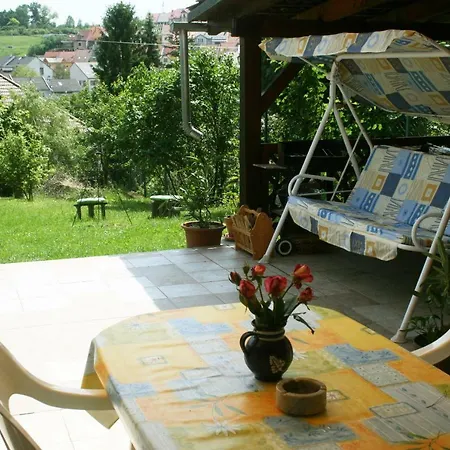 Alfa Vendeghaz Apartment *